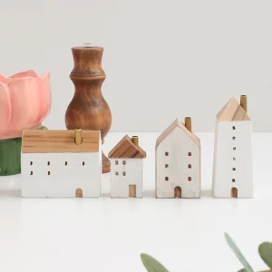 木のおうち　オブジェ